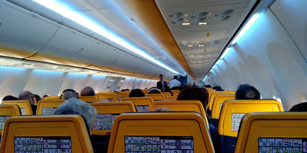 Άποψη μέσα από το αεροπλάνο λίγο μετά την απογείωση